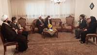 دیدار نماینده معزز ولی فقیه در استان سمنان و رئیس دانشگاه با پرستار نمونه استانی
